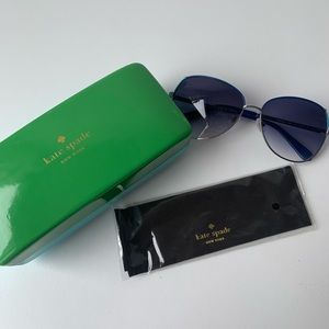 **never worn Kate spade oversized sunglasses**